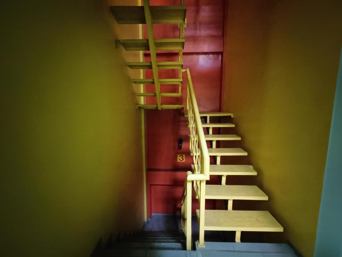 Balqies Homestay Syariah Makassar Mitra Reddoorz Kültér fotó